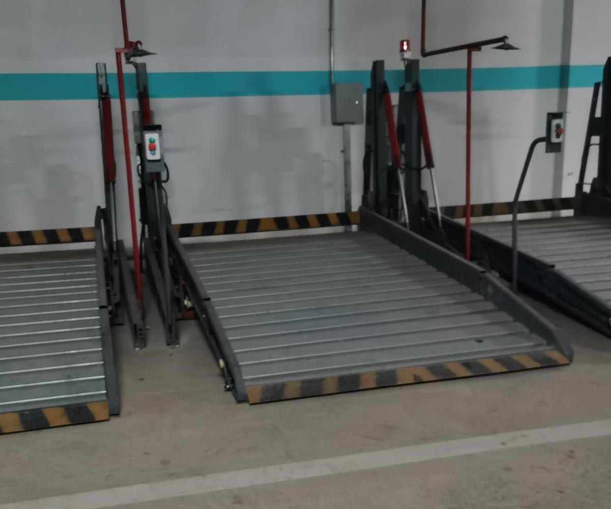 乌当俯仰式简易升降